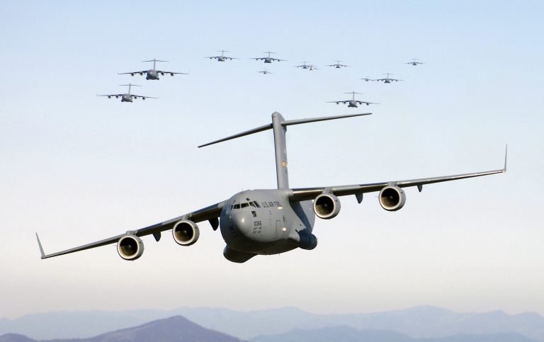 30 Tahun Pengabdian C-17 Globemaster III, Pesawat Angkut yang Berbadan Tambun