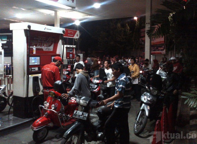 Stok BBM Habis, Pertamina Tambah Kuota Impor?