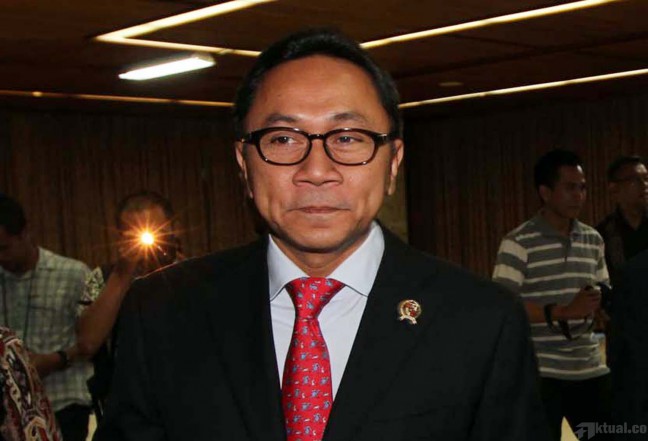 Mulai Disadari Amandemen UUD 1945-lah Sumber Krisis Konstitusi, Ekonomi & Politik?
