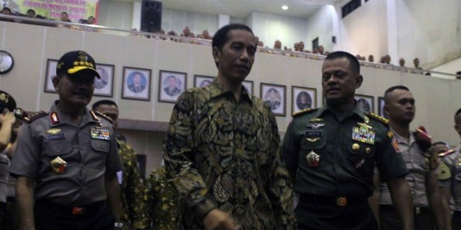 Pengamat: Jokowi Terancam Dengan Gerakan ‘People Power’