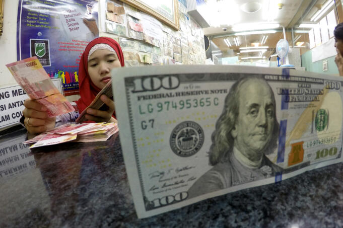 Rupiah Masih Terdepresiasi, Kurs Tengah BI Rp13.687/USD