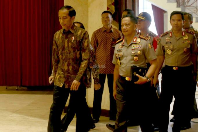 DPR: Beda dengan Panglima, Kapolri Lebih Memilih Ahok Ketimbang Keutuhan NKRI