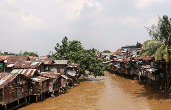 BPS: Hampir 50% Penduduk Jakarta Tak Miliki Tempat Tinggal Sendiri