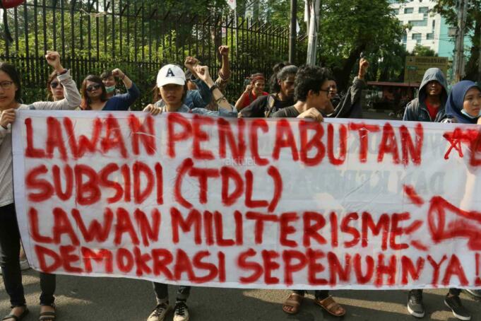 Cabut Subsidi 450 VA, Jokowi Penganut Ultra Neo Liberalism