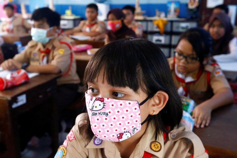 Indonesian schoolgirls ‘bullied’ into religious clothing: Report