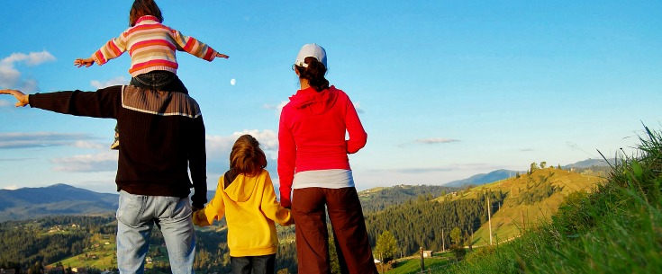 Ini 6 Alasan Kenapa Wisata Alam Penting Untuk Anak