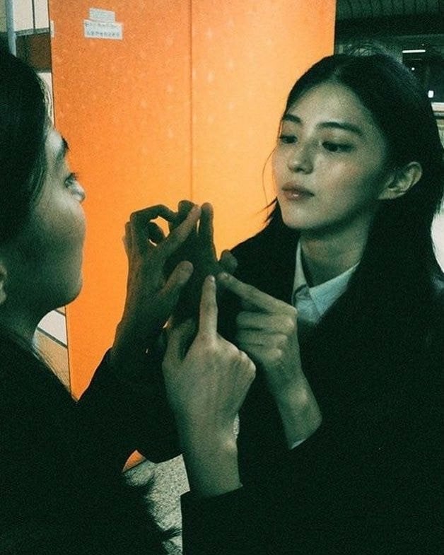 Han So Hee, Yang Paling Setia pun Mungkin Akan Luluh Olehnya