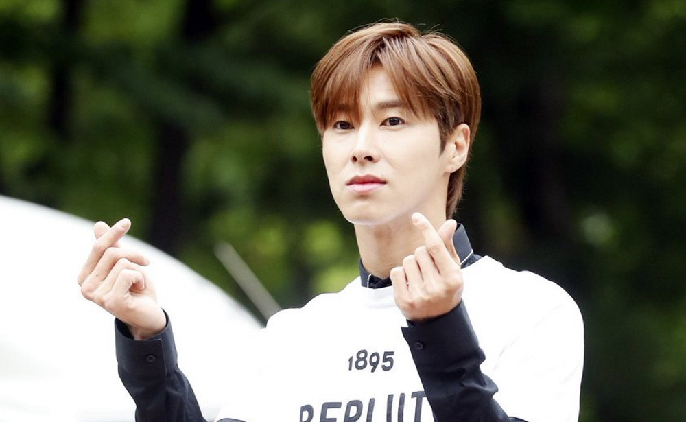 cegah-penyebaran-covid-19-yunho-tvxq-bagikan-50ribu-masker-di-kampung-halamannya