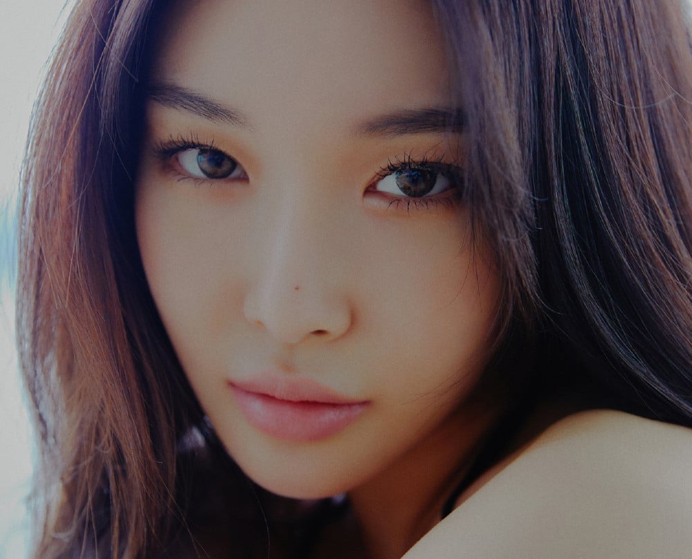 sembuh-dari-covid-19-kim-chungha-segera-comeback-dengan-full-album-querencia