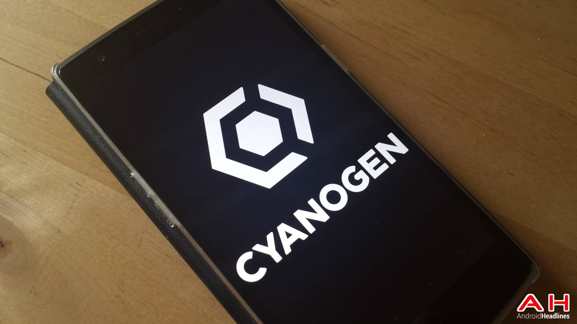 Tau Cyanogen gak gan ? , Tahun 2016 akan di Dominasi Oleh Cyanogen Loh !