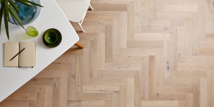 Mau Flooring Kayu? Cek Plus Minusnya Yu