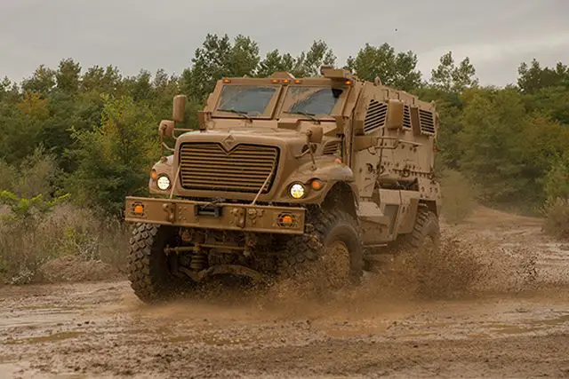 Pakistan Membeli 180 Navistar Maxxpro Dash DXM MRAP dari USA Senilai $198 Juta