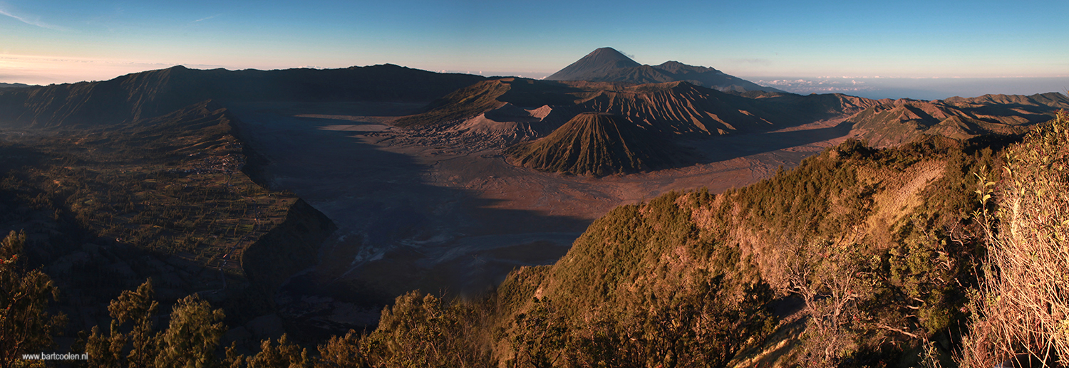 10 Gunung Api Paling Berbahaya dan Mematikan Di Dunia !!!
