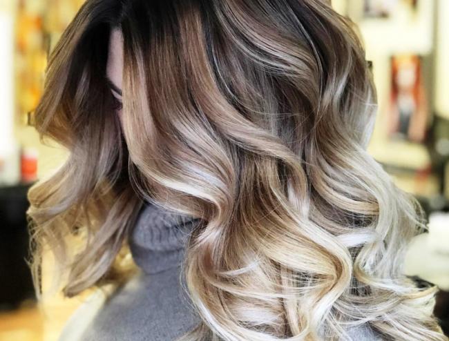 3 Cara Paling Mudah Menutupi Rambut Uban