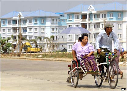 Naypyidaw Ibukota 'Hantu&quot; Yang Sunyi dan jarang di Ketahui Orang