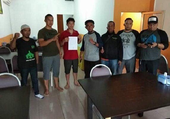 Di Hari Natal Cin Cun Dipersekusi Oleh Para Pecinta Ustad Abdul Somad