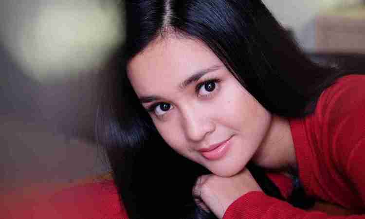 Siapa sih Seleb Cantik yang Pingin Kamu Jadiin Pacar di Tahun 2017?
