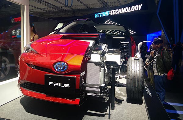 Bongkar Teknologi Toyota Prius Prius Generasi ke-4