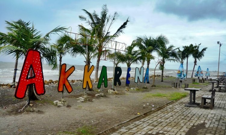 &#91;COC Travellers&#93; Yuk Cari Tahu &amp; Nikmati Keindahan Sunset di Pantai Akkarena Makassar
