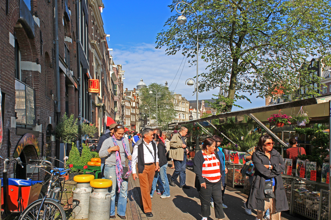 Indahnya Warna-Warni di Pasar Bunga Bloemenmarkt, Amsterdam