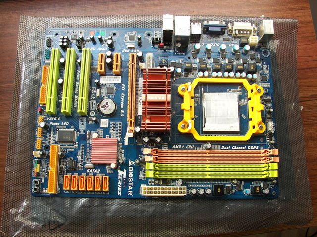 VGA Card MSI 8600GT OC Edition 256MB DDR3 PCI Express High Performance