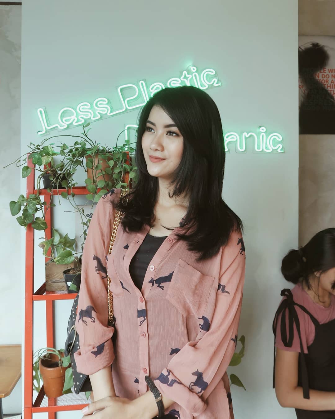 Foto Manisnya Artis Ina Marika