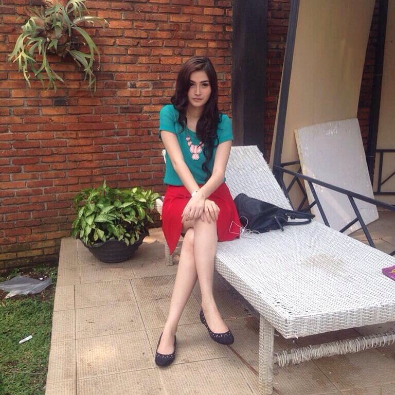 Foto Tiffany Jane, Pemain Sinetron Nyi Roro Kidul