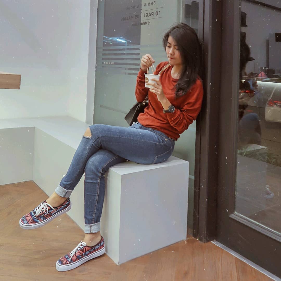 Foto Manisnya Artis Ina Marika