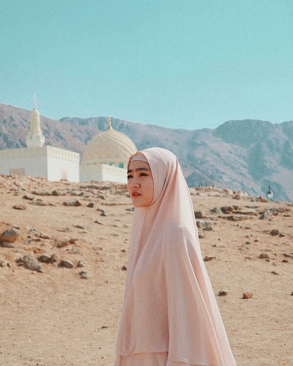 10 Potret Febby Rastanty, Eks BLINK yang Tetap Cantik dengan Hijab