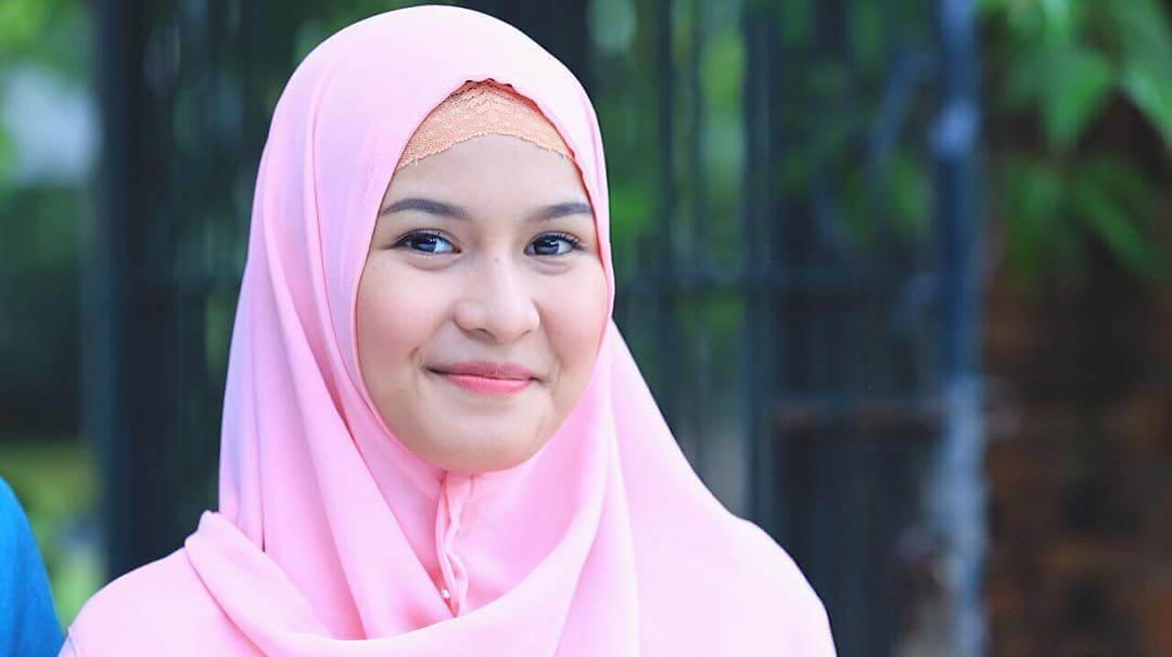 biodata-dan-profil-nadira-octova-artis-cantik-berhijab