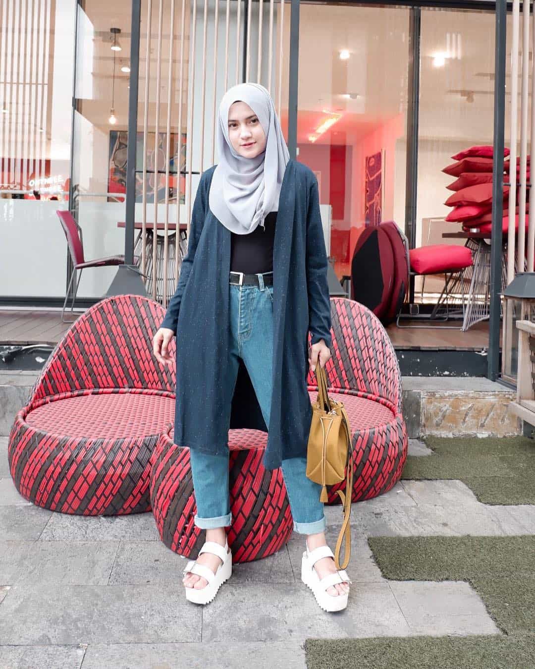 10 Foto Cantik Silvia Anggraini, Sosok Aliya di Para Pencari Tuhan Jilid 12
