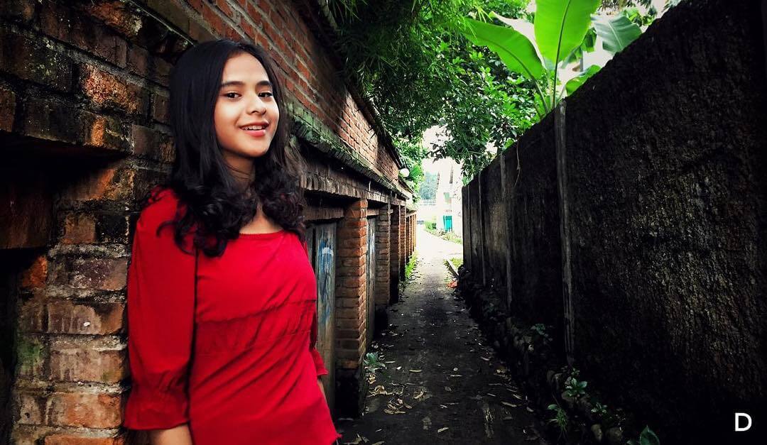 10 Potret Catchy Fakandi, Artis yang Beken Lewat Aplikasi Tik Tok