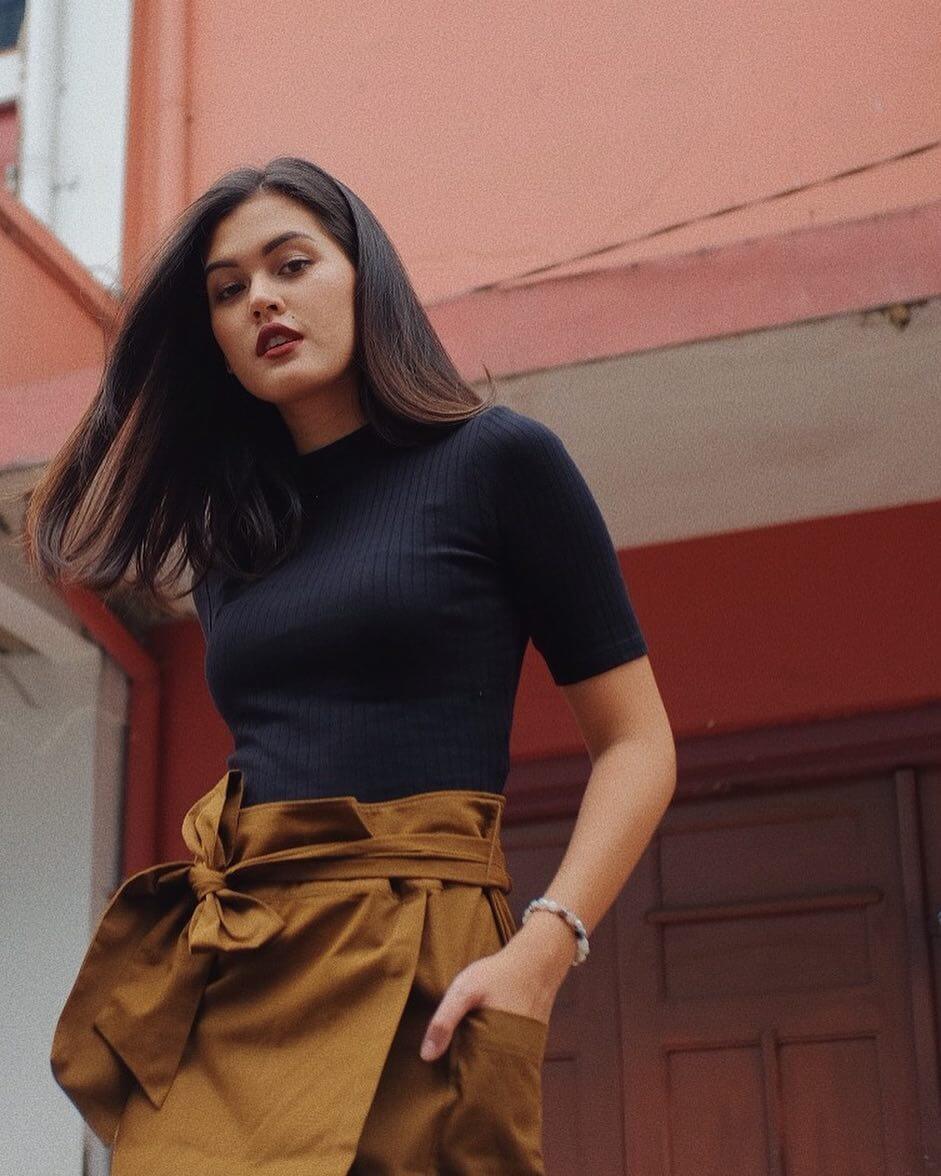 10 Potret Rebecca Tamara, Artis Cantik yang Mirip Raisa
