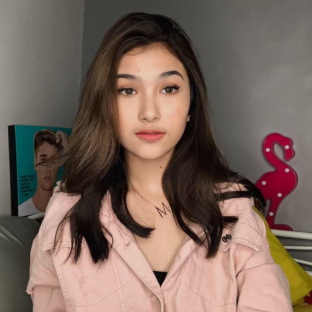 biodata-dan-profil-artis-cantik-maureen-daryanani