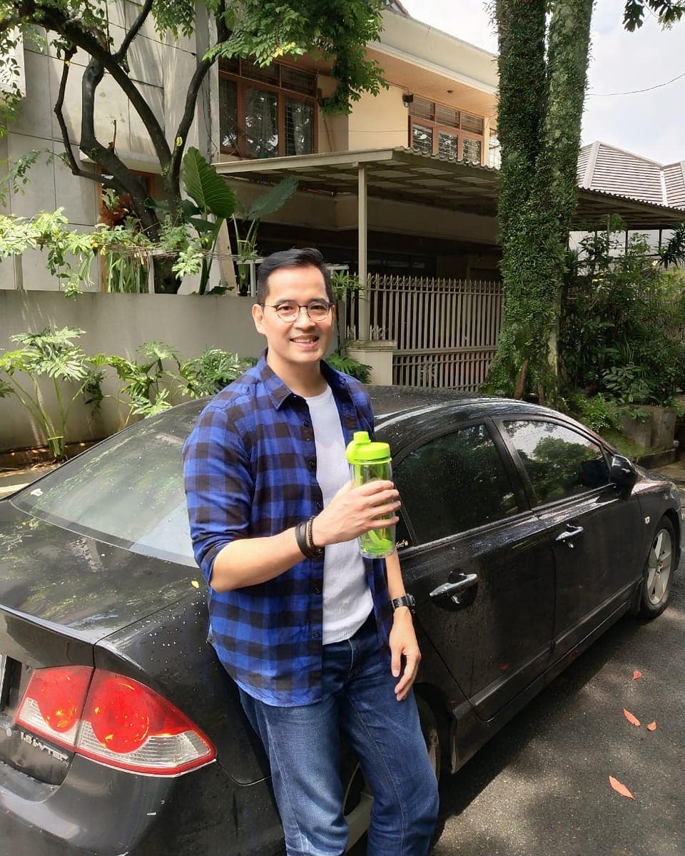 profil-dan-biodata-singkat-dokter-boy-abidin-host-dr-oz-indonesia