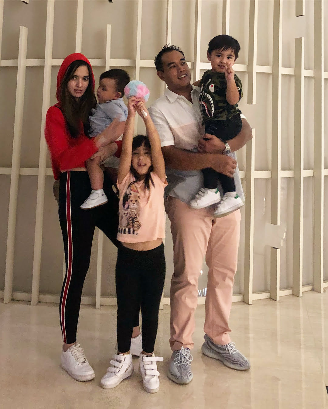 Biodata dan Profil Beserta Foto Nia Ramadhani