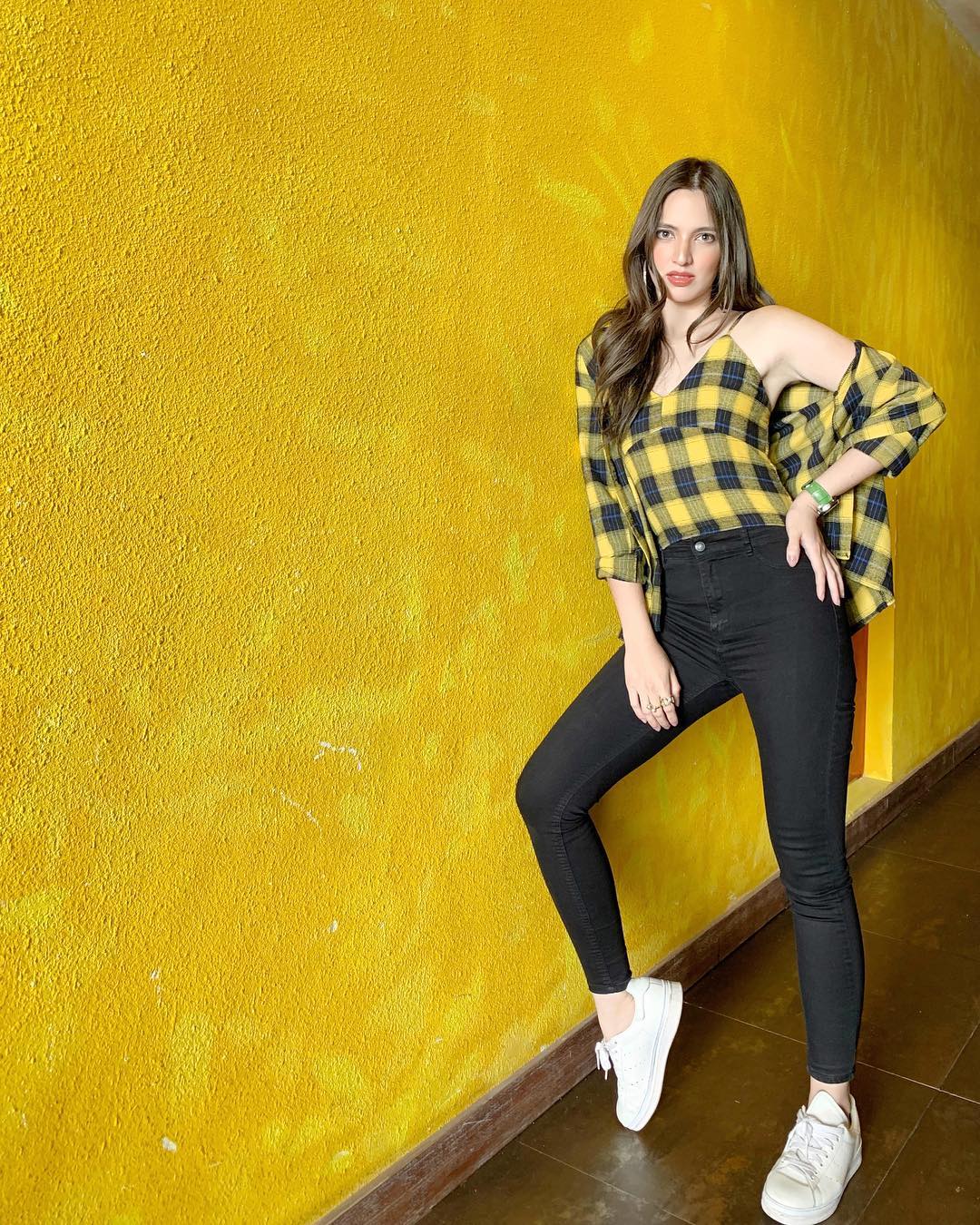 Biodata dan Profil Beserta Foto Nia Ramadhani