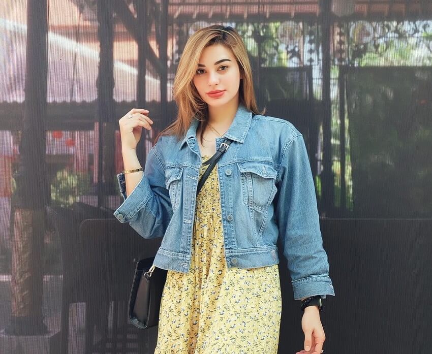 cantik-dan-seksi-ini-profil-nora-alexandra