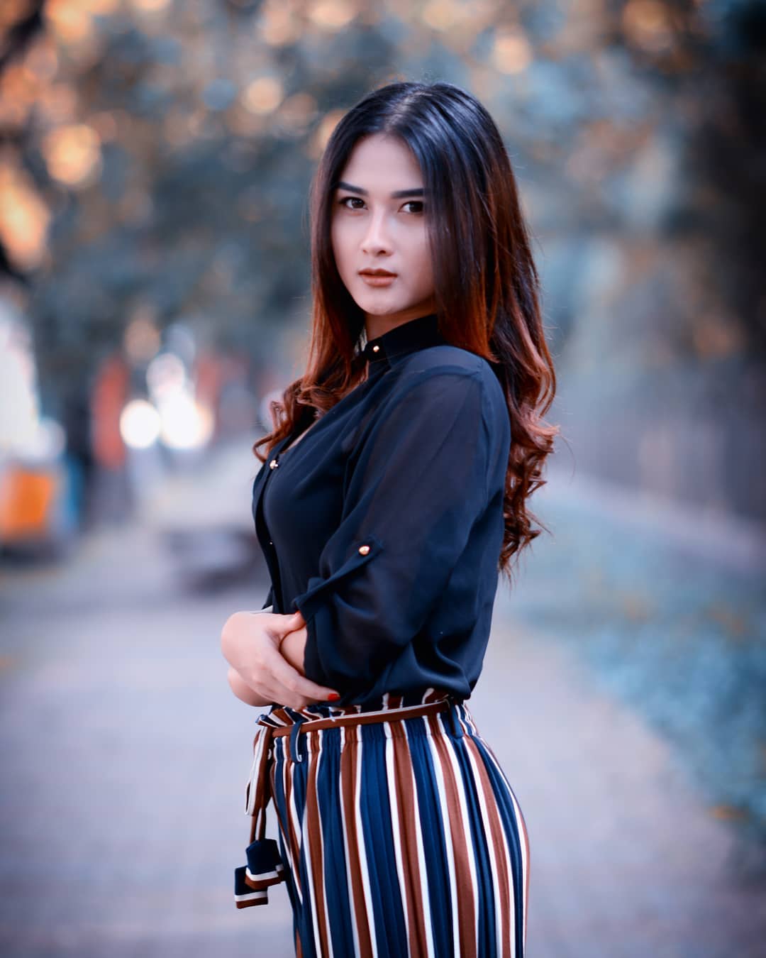 biodata-dan-profil-pedangdut-wulan-yee