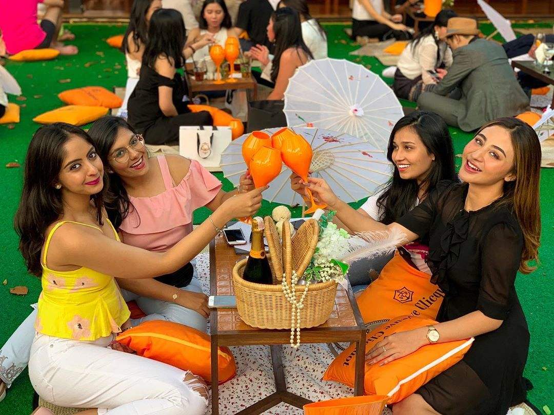 potret-margin-wieheerm-artis-cantik-yang-mirip-dewi-persik