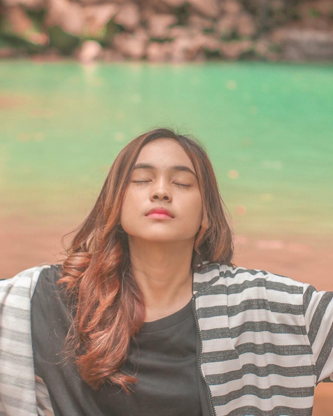 Potret Angel Lisandi Putri, Artis Pendatang Baru yang Suka Musik Korea