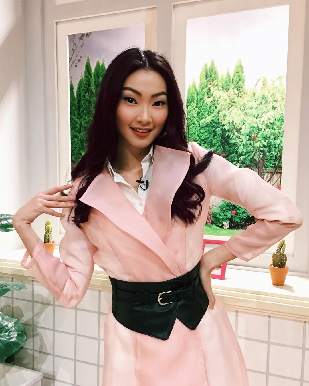profil-jesslyn-lim-host-insert-transtv