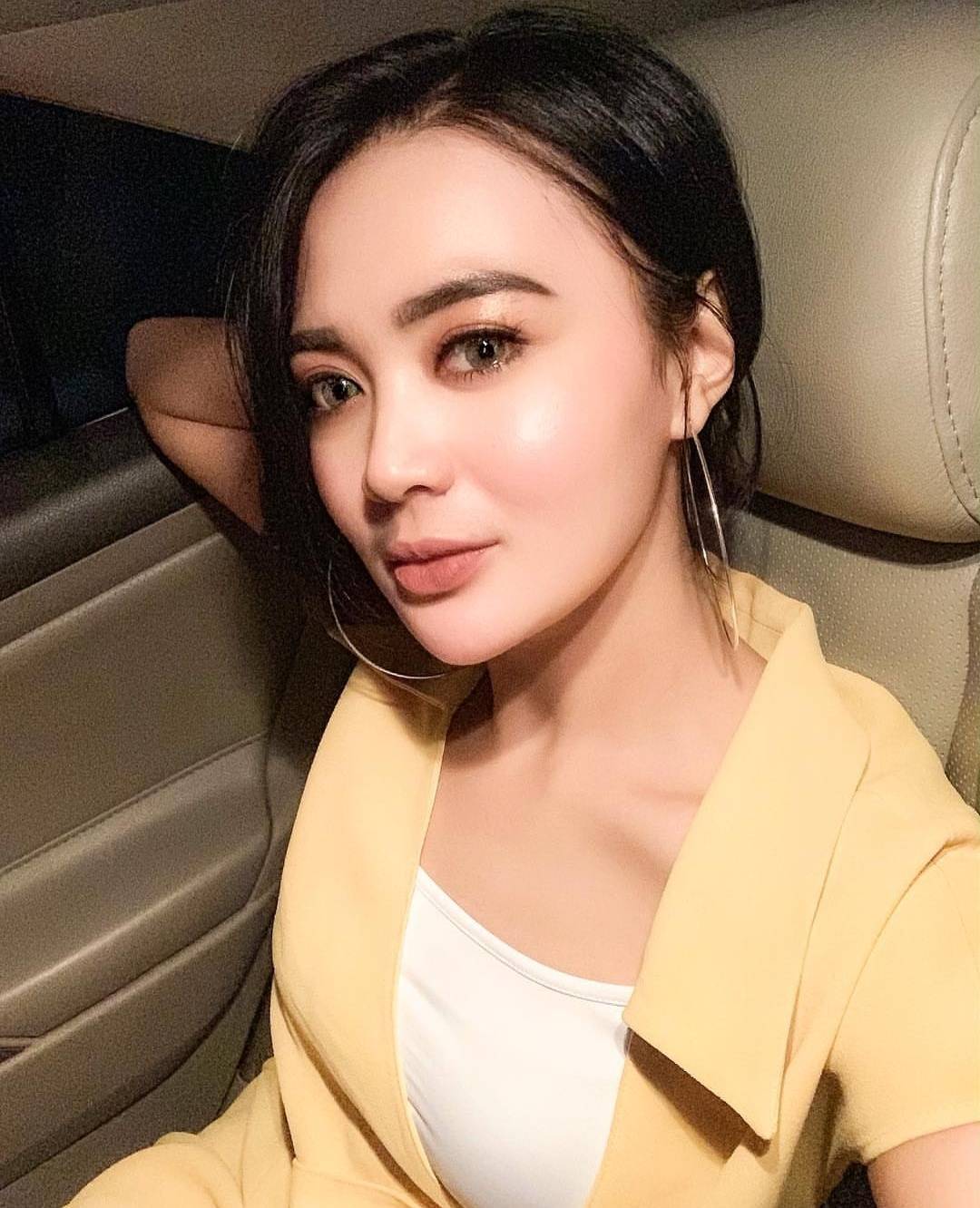 5 Potret Wika Salim, Co-Host Ini Baru Empat Mata Trans7