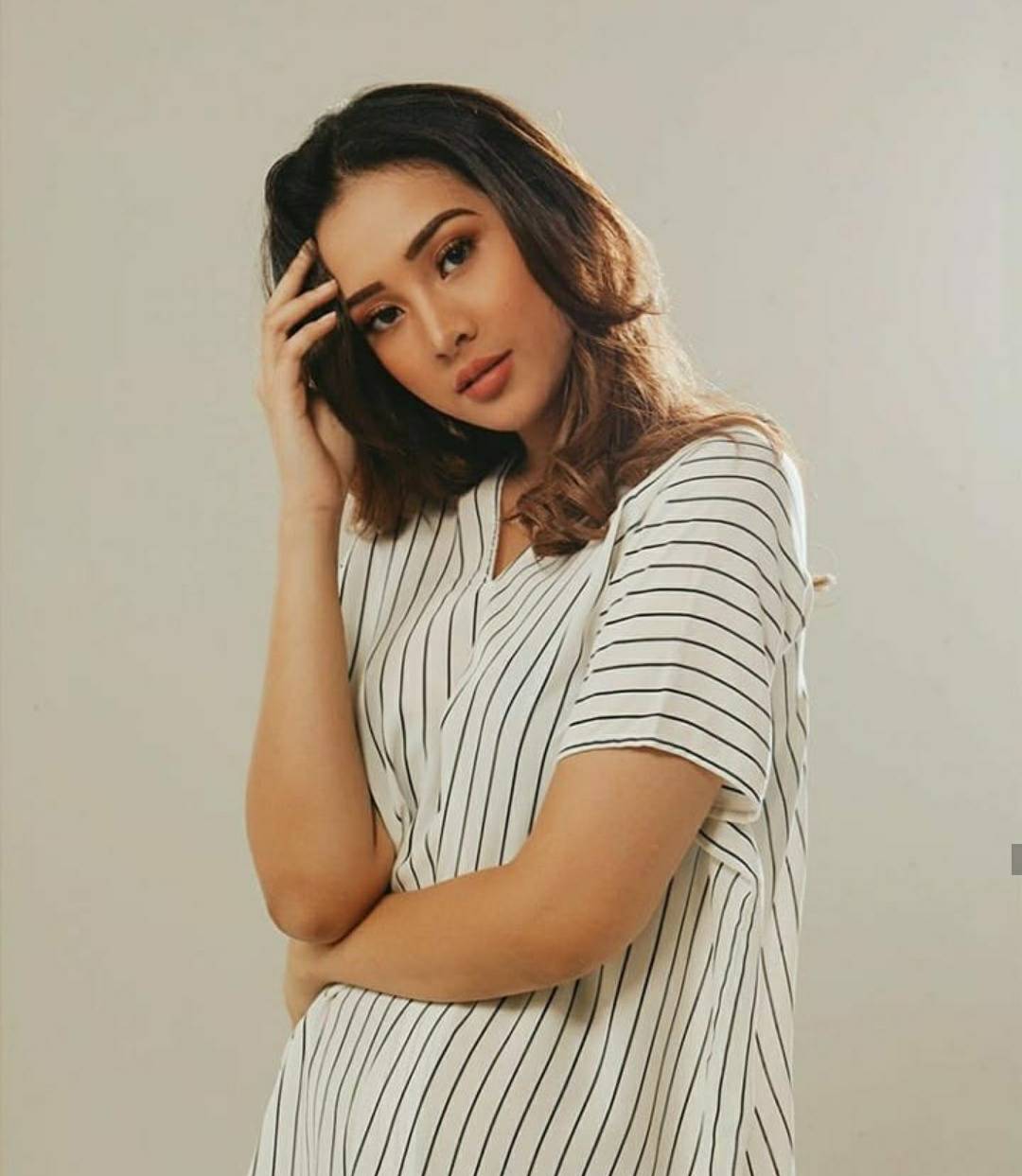 5 Pesona Anya Geraldine, Pemeran Fitri di Rembulan Tenggelam di Wajahmu