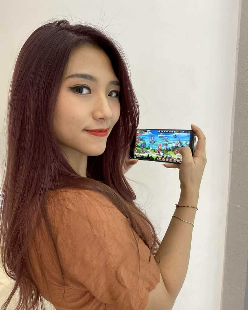 5 Foto Clara Mongstar, Gadis Cantik yang Jadi Southcaster dan Streamer Game