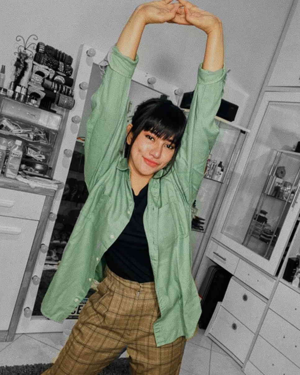 5 Potret DJ Maharanie, Kakak DJ Joana yang Gak Kalah Mempesona