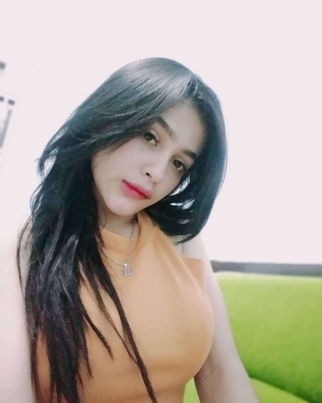 5 Potret Seksi Kania Dewi Pemeran Intan di Preman Pensiun 4