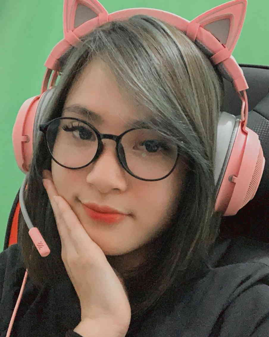 Jago Main Game, 10 Gaya Vivi Novica Anggota e-Sport RRQ
