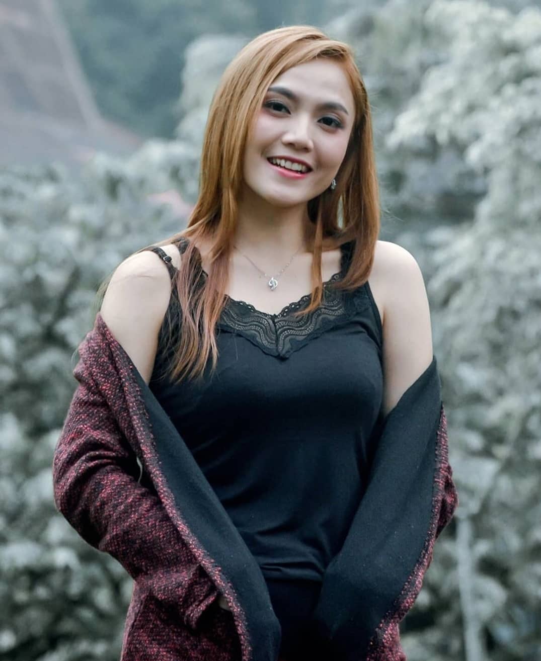 5 Gaya Menawan Dara Rafika, Eks Trio Macan yang Mirip Cewek Korea