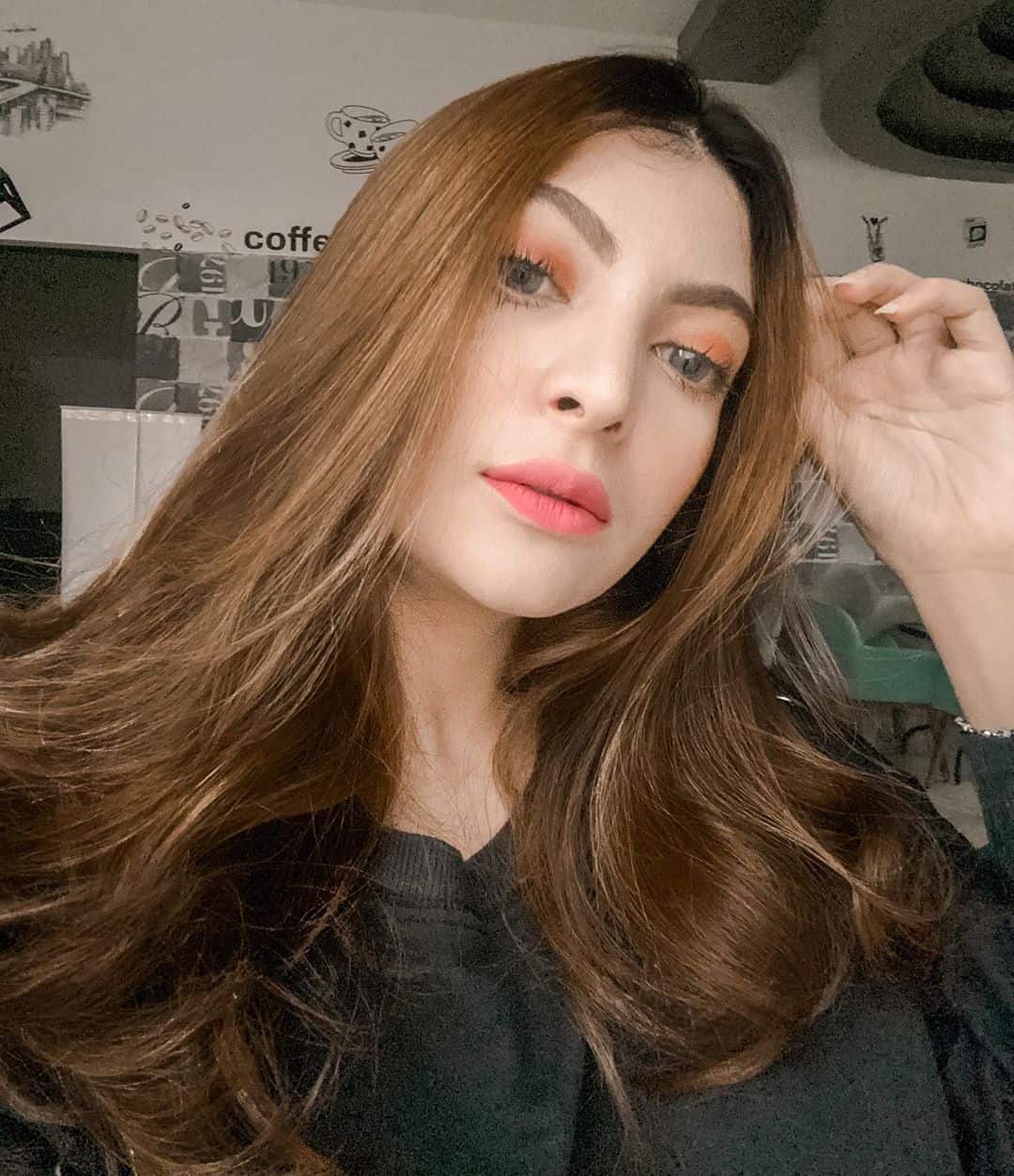 Potret Cantik Sarah Keihl, Selebgram Viral yang Lelang Keperawanan
